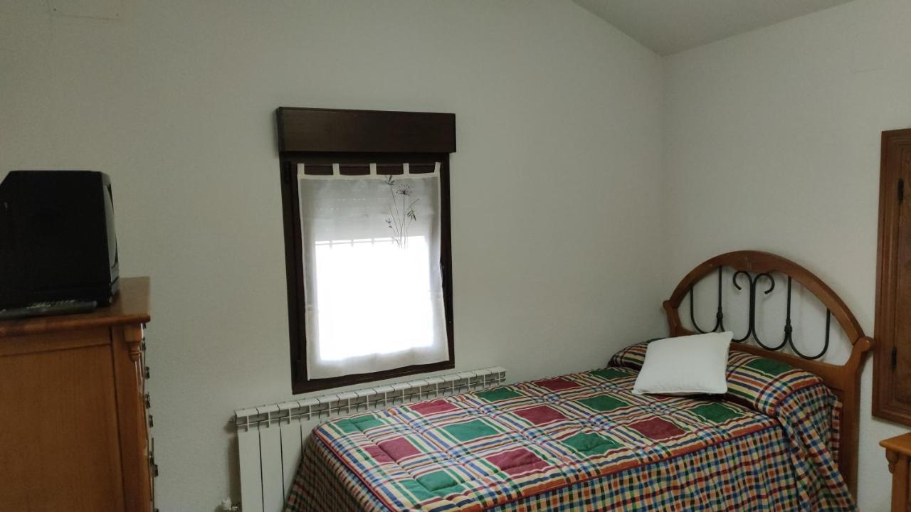 Casa De Los Abuelos Ortigosa del Monte المظهر الخارجي الصورة